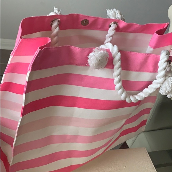 Vicky Bag! 👛🤍💘💗 - Picture 6 of 6